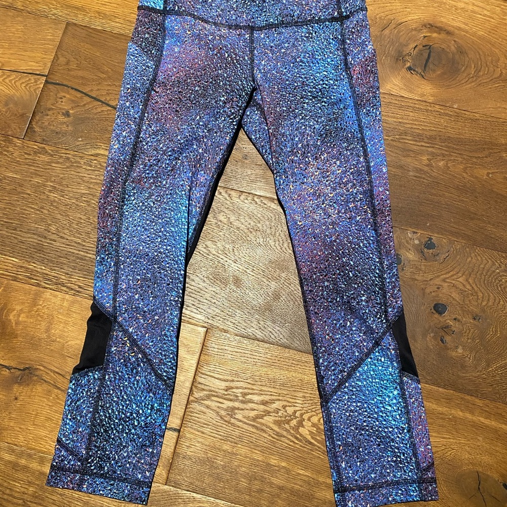 Lululemon crop leggings